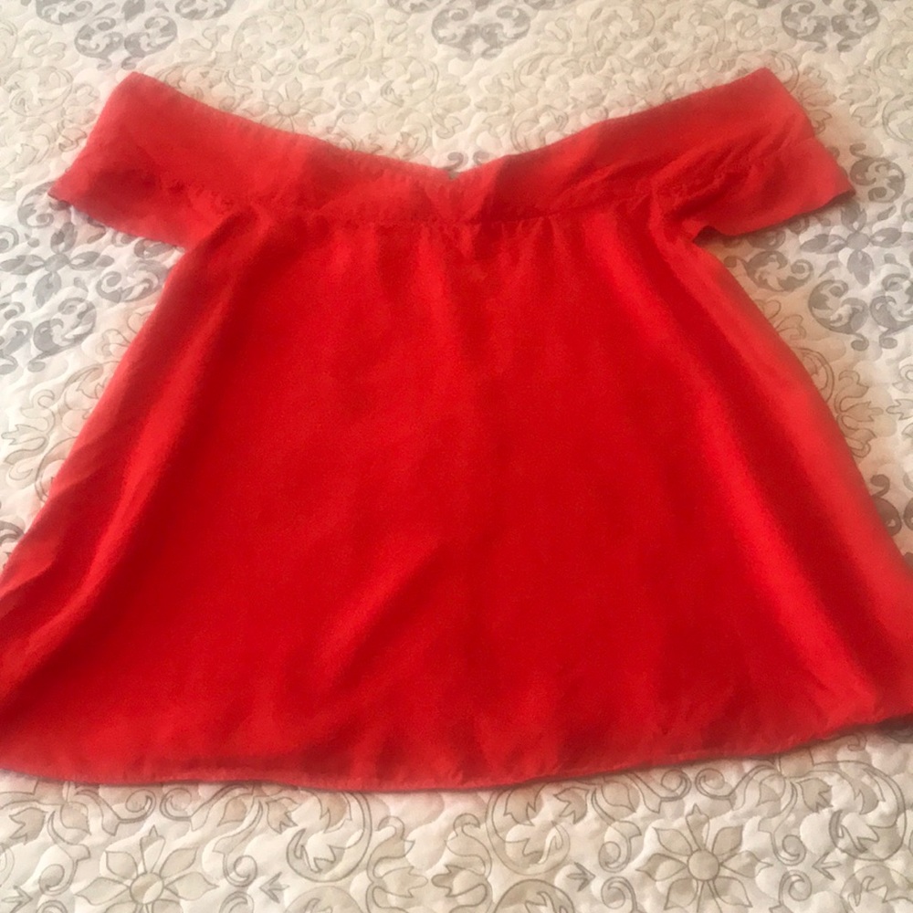 Paper crown off the shoulder shirt